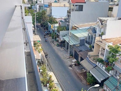 Mtkd - bình tân - chỉ 10,x tỷ nhỉnh - 72m2 4 18  - 4 tầng - 6pn 0