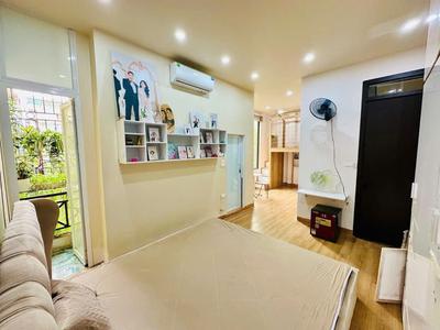 Bán Khấn Cấp nhà phố Xuân Thủy, lô góc, đường ô tô tránh, ở k/doanh tốt. 0