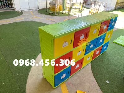 Tủ nhựa đựng balo cặp mầm non 1