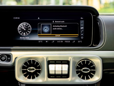 Bán Mercedes G63 AMG 2021 màu đỏ mận, chạy lướt 9