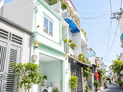 Cần bán gấp   nhà tô hiệu   xe hơi thông   2 tầng - 64m giá chỉ 6.x 2