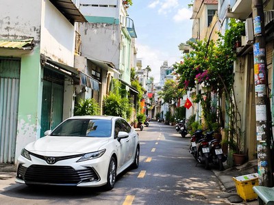 Cần bán gấp   nhà tô hiệu   xe hơi thông   2 tầng - 64m giá chỉ 6.x 3