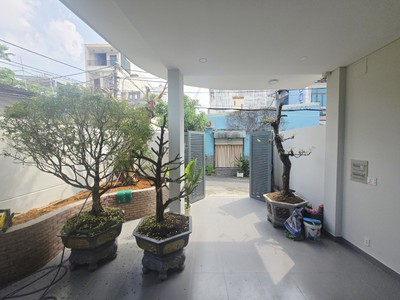 Bán nhà đường số 19, linh chiểu, thủ đức, tp hcm. dt - 127m2, 3 tầng, 13.1 tỷ 0