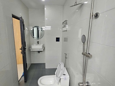 Nhà đất cho thuê elite life 13tr, 4 tầng 3