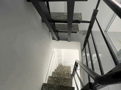 Nhà giá rẻ quận 7   chỉ 890 triệu 0