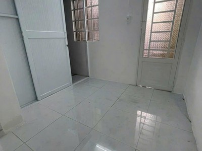 Nhà giá rẻ quận 7   chỉ 890 triệu 4