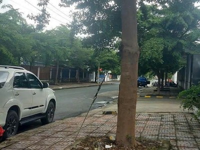 Bán nhà xưởng   KCN ĐỨC HÒA, LONG AN   5.000m 4