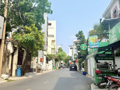 LẠI 1 SIÊU PHẨM CẬP BẾN - 3 bước ra đường Trường Sơn  sân bay TSN  62m2  4x16  2 tầng 3pn. 0