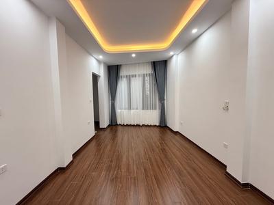 Nhà 6 tầng thang máy xây mới gần Hồ Ba Mẫu Ô Đồng Lầm 36m2 ngõ thông full nội thất xịn, hơn 9 tỷ 4