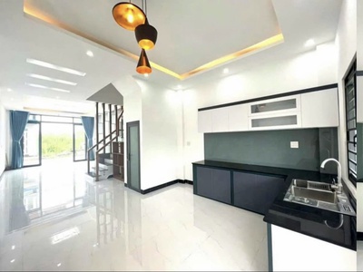 Nhà mặt phố to tổ bố 1