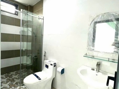 Nhà mặt phố to tổ bố 5