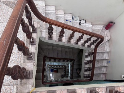Nhà dân xây 41m2, 4T, ô tô đỗ cửa, cách phố 20m, sau Qh ra mặt phố MẶT NGÕ Ô TÔ ĐỖ CỬA - NGÕ THẲNG T 3