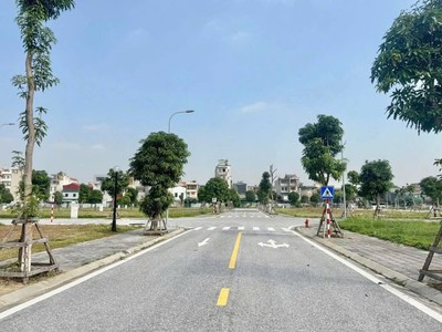 Bán lô đất mặt phố KDC Trái Bầu, ph Lê Thanh Nghị, TP HD, 69.75m2, mt 4.5m, đường 13.5m 0