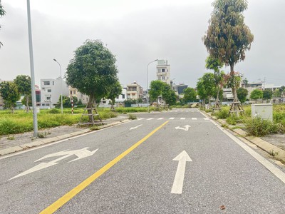 Bán lô đất mặt phố KDC Trái Bầu, ph Lê Thanh Nghị, TP HD, 69.75m2, mt 4.5m, đường 13.5m 2