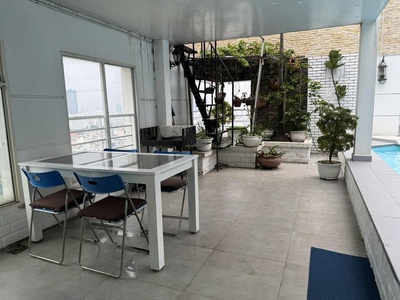 Cho thuê căn hộ Penhouse Phúc Thịnh 341 Cao Đạt Q.5 - 300m2 4pn 4wc 2