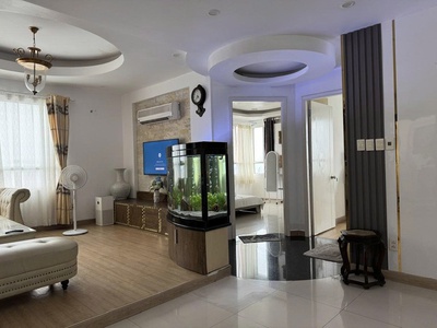 Cho thuê căn hộ Penhouse Phúc Thịnh 341 Cao Đạt Q.5 - 300m2 4pn 4wc 3