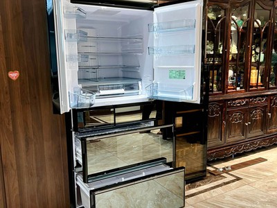 Tủ lạnh Hitachi 6 cánh nhâp khẩu Nhật Bản 1