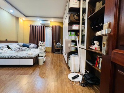 Bán 50m - 5 Tầng - 4.5m.Mặt Tiền. Đường Cầu Giấy 2