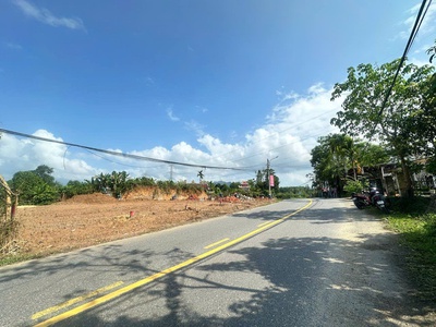 Cơ hội có 1-0-2: Đất mặt tiền QL14G, xe cộ qua lại tấp nập, sinh lời cực tốt. 1