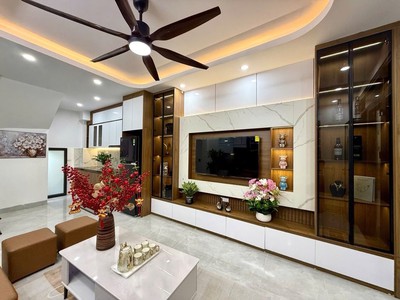 Bán nhà phố đê la thành, đống đa, nhà xây mới, gần phố, 42m, 5 tầng, 10.3 tỷ 1