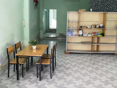 Tân sơn nhì   hẻm xe hơi tránh   sát mặt tiền   85m2   2 tầng   chỉ 6.3 tỷ 0