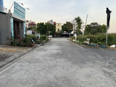Cần tiền bán 80m2 đất TĐC Kim Sơn. Đường 13m, view nhà Văn Hóa thoáng vĩnh viễn 3