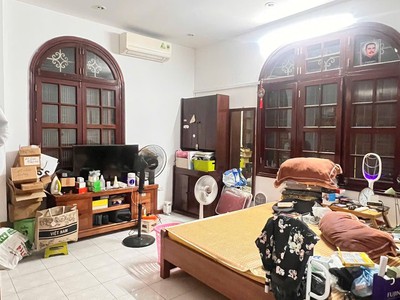 Mặt phố Lý Nam Đế Mặt Tiền 10M Lô Góc 3 Thoáng 4 Tầng 65 Tỷ SDCC Vị trí rất đẹp 3