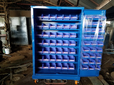 Tủ dụng cụ cơ khí VT-T07 là mẫu tủ dụng cụ có khay linh kiện, tủ dụng cụ 2 cánh 4