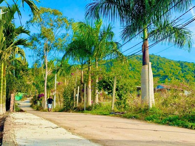 725tr - đón đầu nút giao cao tốc -  đất thổ cư ven đà lạt chỉ còn tính bằng ngày 2