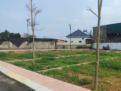 Chậm 1 nhip mất ngay lô đất đẹp. 2