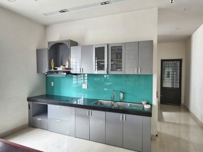 Cho thuê nhà 3 tầng - gần cầu Rồng, ven biển Mỹ Khê, Sơn Trà, Đà Nẵng 3