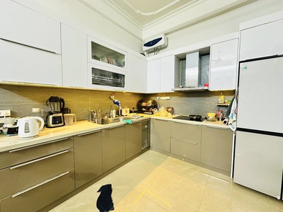 Bán 73m 4 Tầng 6m.Mặt Tiền. Hoàng Quốc Việt Cầu Giấy 2
