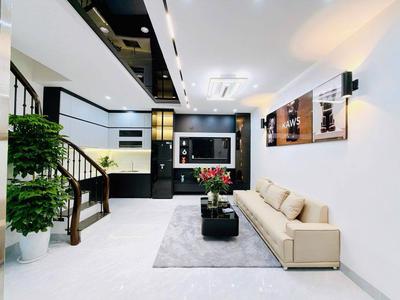 Bán nhà phân khúc hiếm phố Minh Khai, 31m2, 5 tầng , 3 phòng ngủ, giá hơn 7 tỉ 6