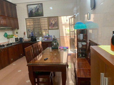 Giá 25tr  Chính Chủ - Nhà phố Mặt Tiền Đường 21 P. Linh Chiểu, 3PN 4WC, 3PN4WC, xe hơi đậu cửa. 4