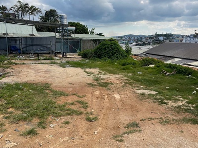 Đất vuông vức   view thoáng   giá đang giảm 0