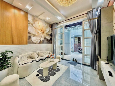 Tặng full nội thất - bình thạnh - phan văn trị - 4 tầng đúc thật - 5pn lớn - chính chủ - bán 6.8 tỷ 4