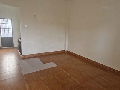 Cho thuê nhà 3 tầng - gần cầu Rồng, sát biển Mỹ Khê, Ddà Nẵng 1