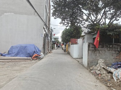 Căn nhà 3 tầng - Xây độc lập - Mặt ngõ thông 4m - Ngay gần ngã tư Đông Lãm - Đa Phúc 5