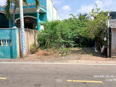 Bán Nhà Đất 15,5x20 Gần Hồ Tràm   2 Căn Nhà, 4PN, Giá 5 Tỷ, Cách Biển 5 Phút 2