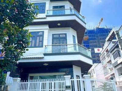 Bán căn nhà 4 tầng lô góc thiết kế chỉn chu xe hơi quay đầu liền kề quận 7 nhỉnh 8 tỷ 1