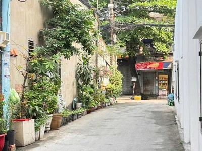 7 chỗ đậu cửa - 4 tầng - sát mặt tiền - huỳnh văn nghệ - tân bình - nhĩnh 5 tỷ 4