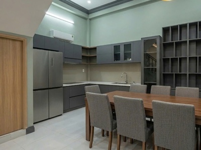 Giá 9.x tỷ- siêu phẩm lê thị chợ- quận 7- nhà 4t- dt 5 x 13- đường xe tải. 2