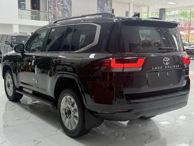 Bán Toyota Land Cruiser LC300 sản xuất 2026, mới 100. xe giao ngay. 2