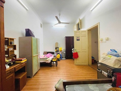 Mặt phố Đường Thành 4 Tầng Mặt Tiền 4.5M 40 Tỷ Lô Góc sát Hàng Bông 3