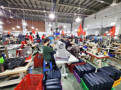 Giải Phap Quà Tặng Doanh Nghiệp Từ Đồ Da - SẢn Xuất Trực Tiếp 8