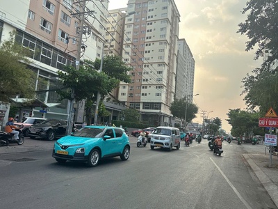 Bán gấp nhà biệt thự đặng thùy trâm ngang 10m 200m2 4 tầng đẹp view sông chỉ 30 tỷ 0