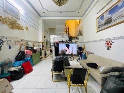  nhà 4 lầu siêu đẹp gần công viên làng hoa   giá chỉ 7t3 2