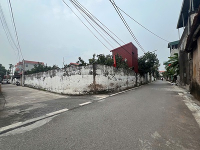 Cc cần bán 42m đất đan phượng - oto vào đất - chỉ loanh quanh 3 tỷ. 2