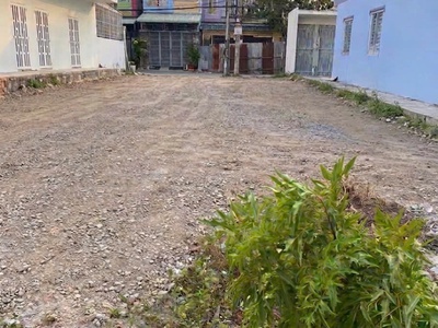 Cho thuê đất 300m    mặt tiền đường số 19, bình chiểu, thủ đức 2