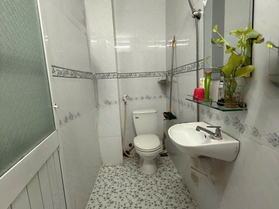 Nhà mới 4 tầng, hẻm xe hơi gần Lê Văn Lương 3